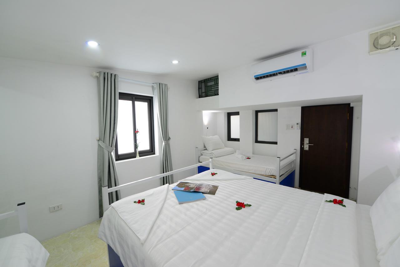 Pillow Backpacker Hostel (Adults Only) Ханой Екстер'єр фото
