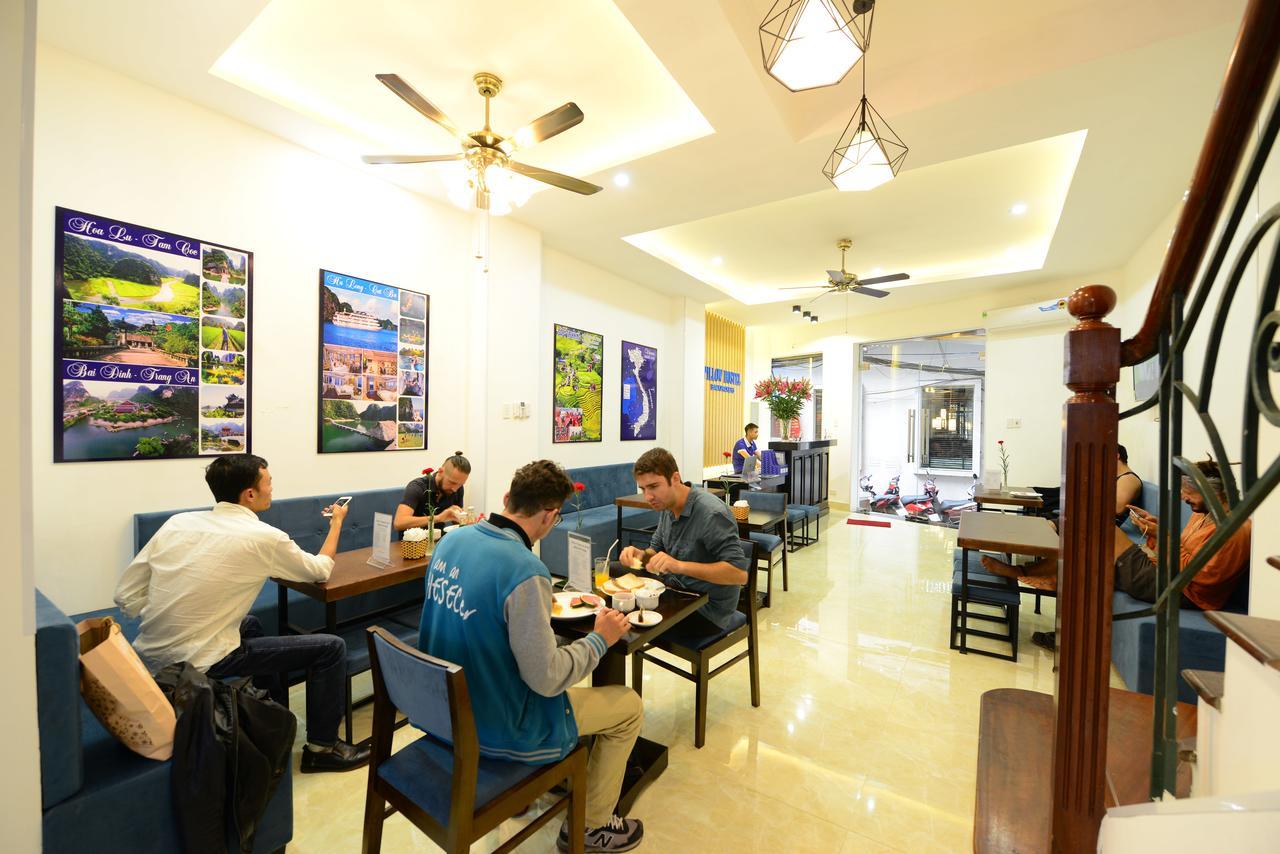 Pillow Backpacker Hostel (Adults Only) Ханой Екстер'єр фото